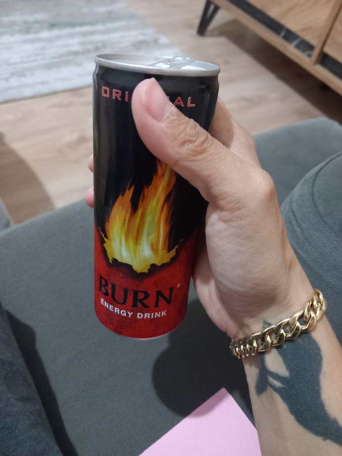 Enerji içeceği gerçekten enerji veriyor mudur sence?