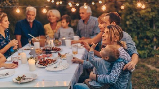 Bayramı sevgilinizle mi yoksa ailenizle mi geçirmek istersiniz?
