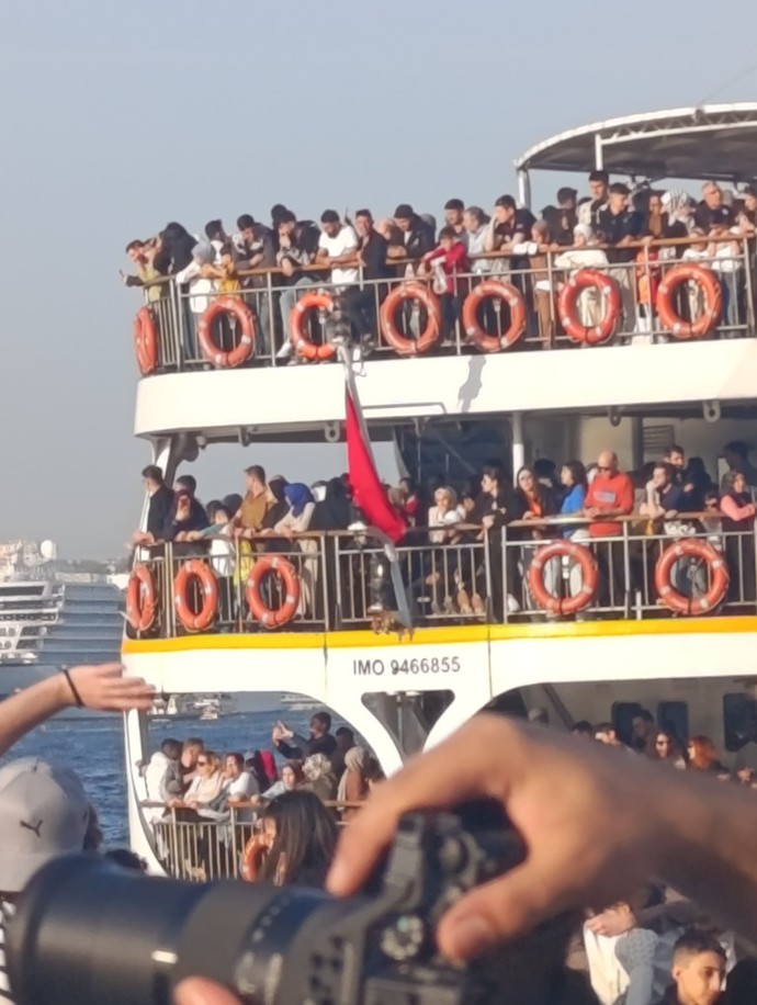 Kendi telefonundan en son çektiğin fotoğraf hangisi?