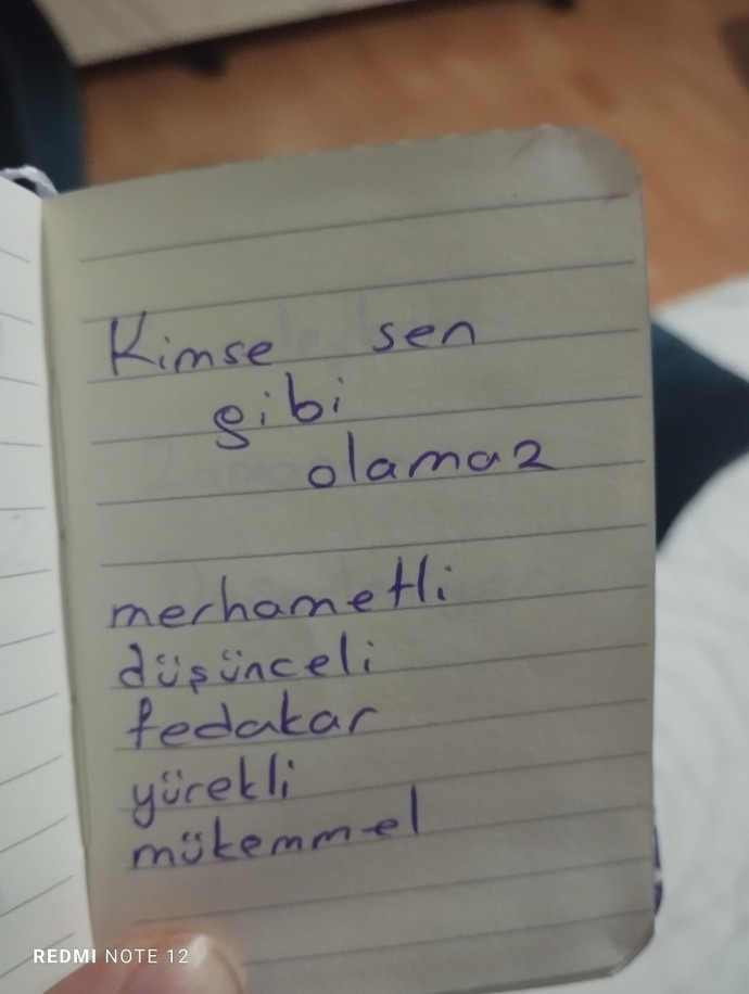 Kendi telefonundan en son çektiğin fotoğraf hangisi?