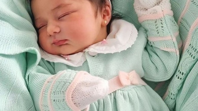 Yeni doğum yapmış birinin kendine ayıracak 5 dakikası yok mudur?