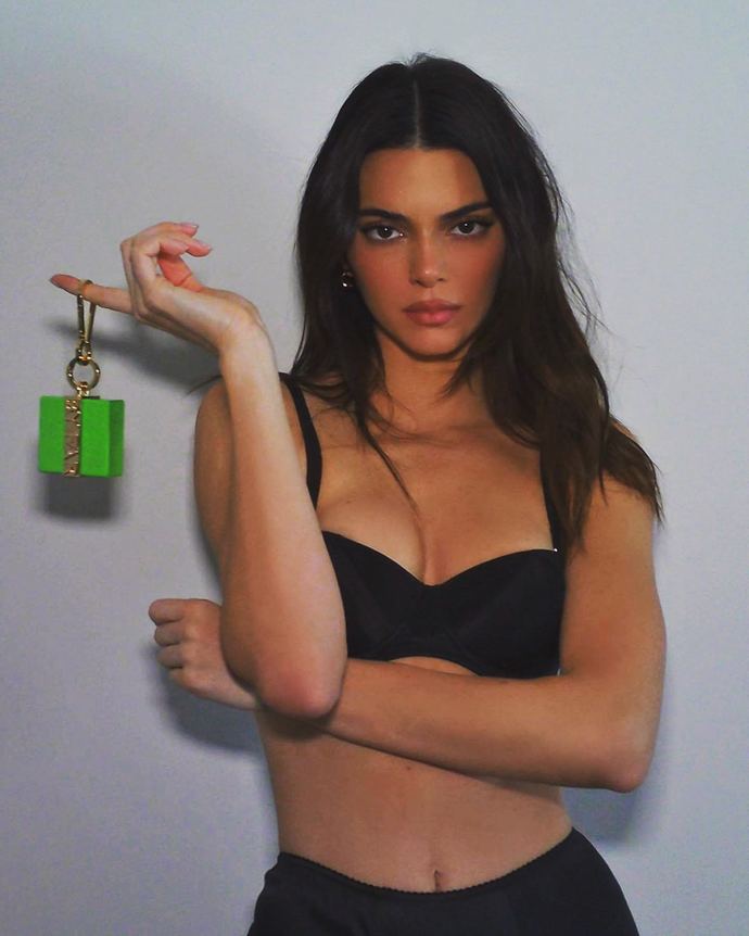 Kendall Jenner mi,Hande Erçel mi?