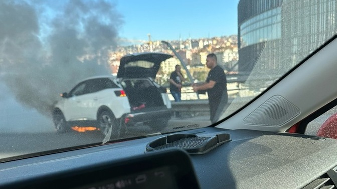 Bu araba niye yanmış olabilir?