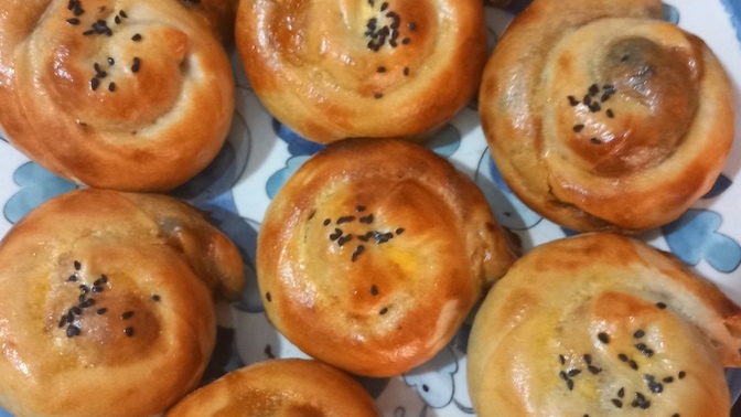 Ispanaklı gül böreği yaptım nasıl görünüyor?