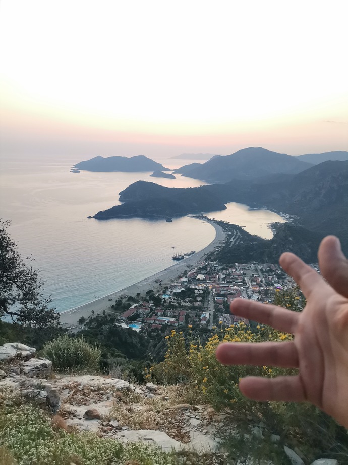 Manzaralı bir günden merhaba herkese. Bugün nasıl hissediyorsun?