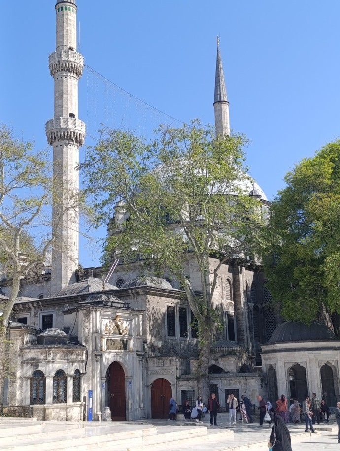 Bugünlerde kendime bakasım bile yok neden böyle?
