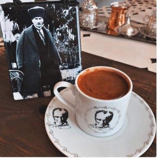 Kahve içerken müzik dinler misiniz?