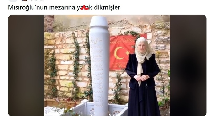 Kadir Mısıroğlu'nu mezar taşının şekli neyi sembolize ediyor?
