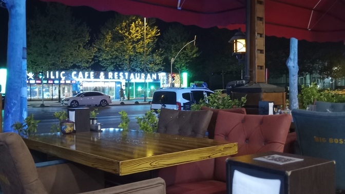 Bu hayatta herkesin payına birşeyler düşüyor bize de düşen yalnızlık mı?