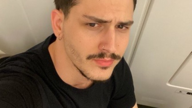 Sizce piercing yakışmış mı yoksa olmasa daha mi iyi?