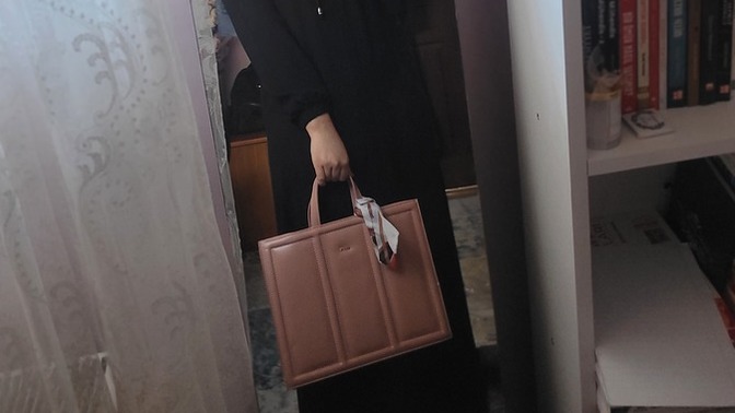 Canta göründüğünden buyuk geldi iade mi edeyim kullanilir mi?