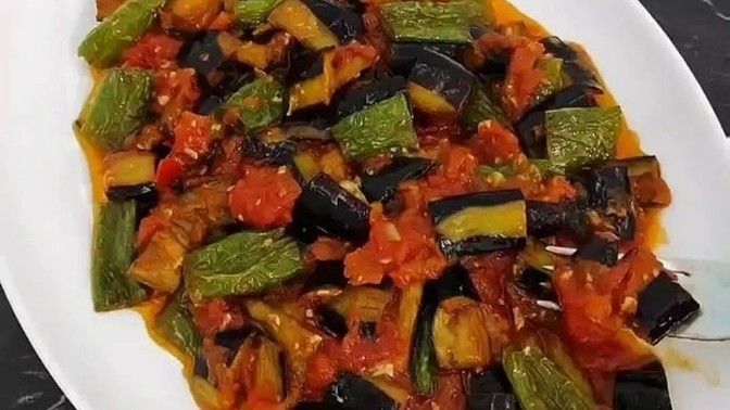 Karışık kızartmanın yanına sizce en iyi ne gider?