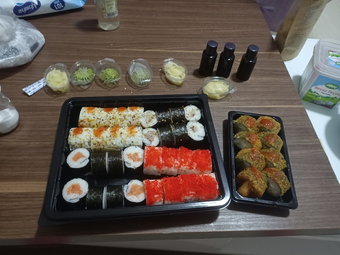 Sushi deneyimini benim gibi 30undan sonra yaşayan var mı 🤣?