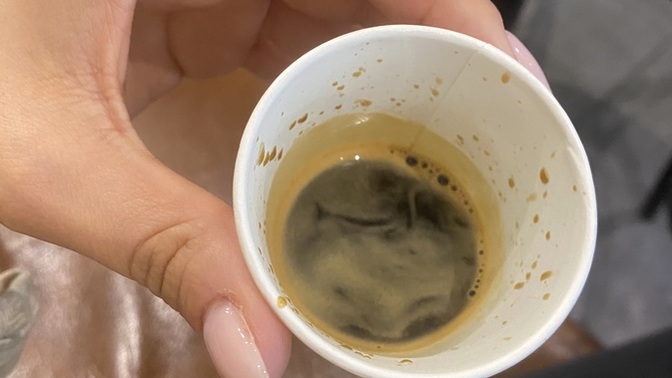 Kimler kahvesini içip sakinleşti?