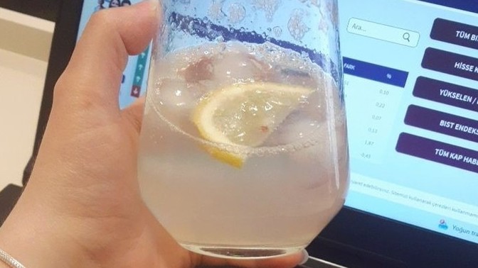 Yaz aylarında hangi içecekleri tercih ediyorsunuz?
