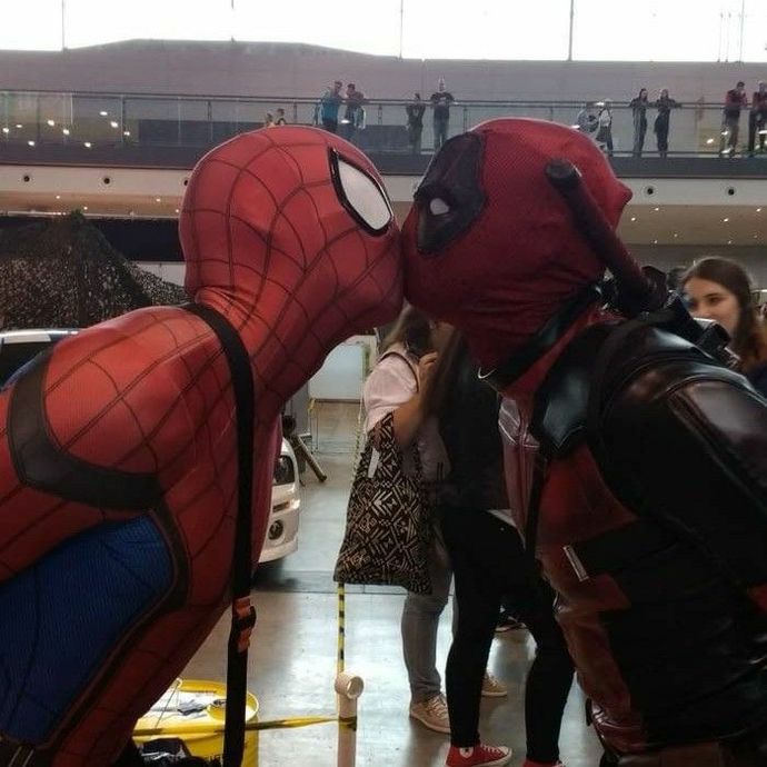 Güzel /yakışıklısın niye sevgilin yok denilmesi Sinir bozucu değil mi? ?