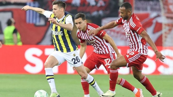 Fenerbahçe penaltılarda elendi! Maç hakkında düşünceleriniz neler?