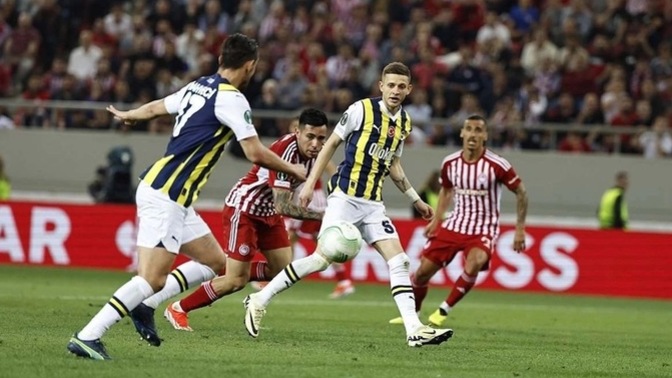 Olympiakos'a elenen Fenerbahçe, Avrupa Konferans Ligi'ne veda etti. Maç hakkındaki düşünceleriniz neler?