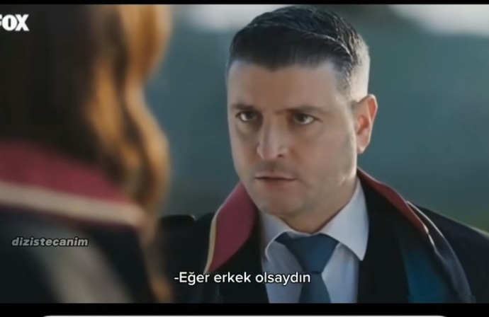 Arkadaşlar bu dizinin adı ne bilen yazsın?