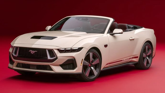 Ford Mustangin 60. yıla özel sürümü tanıtıldı. Nasıl duruyor, beğendiniz mi?