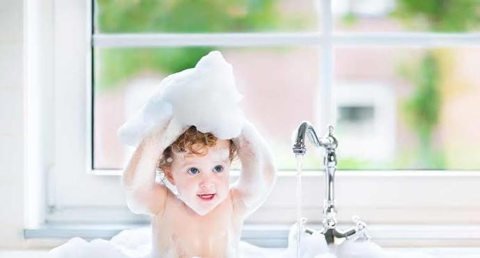 Küçükken banyo yapma gününüz pazar günü müydü?