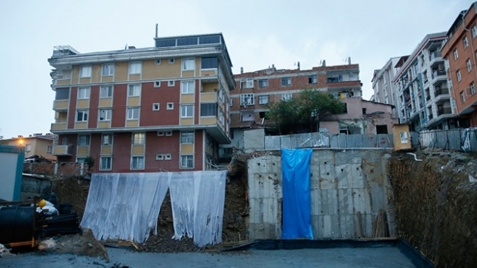 Gaziosmanpaşa'daki toprak kaymasında 14 gecekondu etkilendi. Toprak kaymasına nasıl önlem alınır?