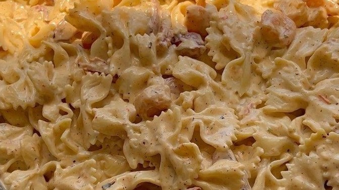 Pilav, makarna gibi yemeklerin yanında ekmek yemek, zevksizlik midir?