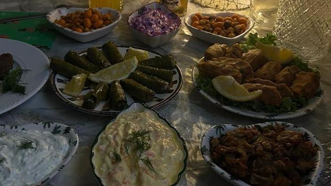 Gece yemek kaçamağı yapar mısın?
