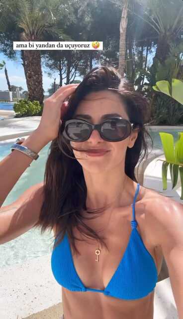 Nesrin Cavadzadenin bikinili paylaşımına yorum yağdı! Sence nasıl olmuş?