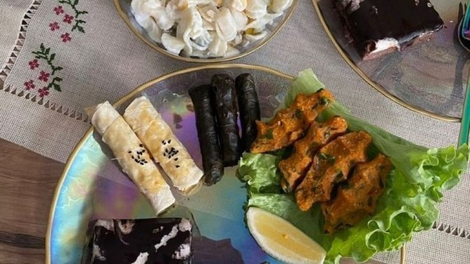 Gün tabağında senin için olmazsa olmaz yiyecek hangisi?