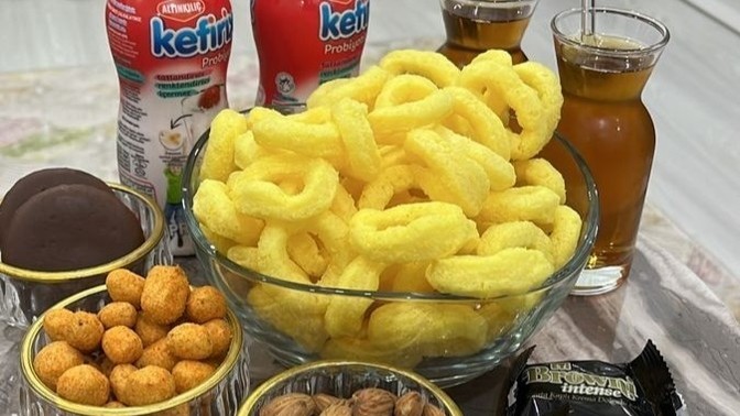 Akşam çay, kahve yanına eşlik eden hangi yiyecekleri tercih ediyorsunuz?