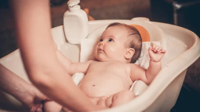 Bebeğinizi ne sıklıkla banyo yaptırıyorsunuz?
