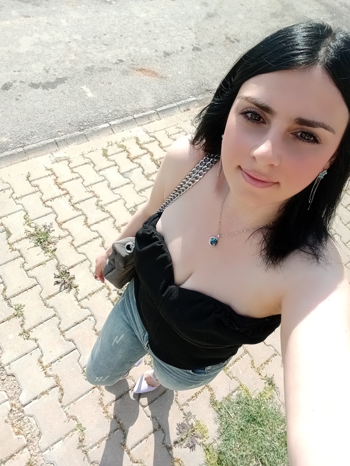 Erkek arkadaşım demediğini bırakmadı, kıyafetim çok mu açık?