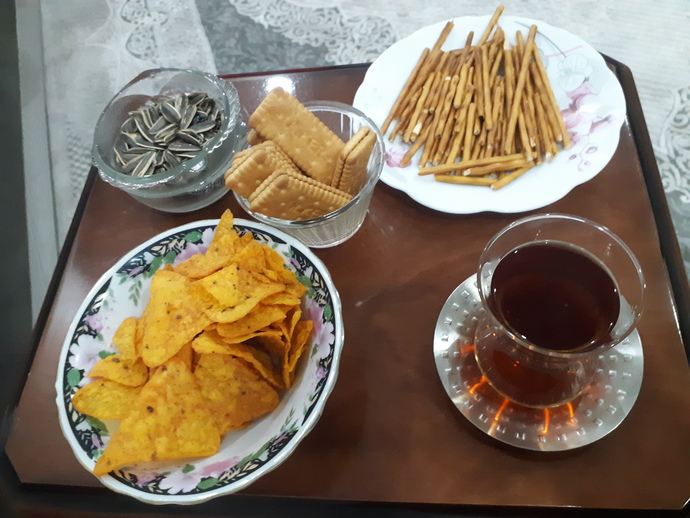 Benim gibi dizi izleyen var mı?
