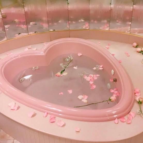 Kalpli jakuzide banyo yapmak ister miydiniz?