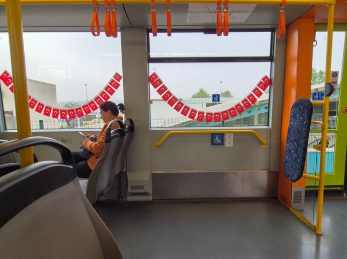 İstanbul'da 23 Nisan için metrolar sınıf gibi süslendi. Çok güzel bir uygulama değil mi?