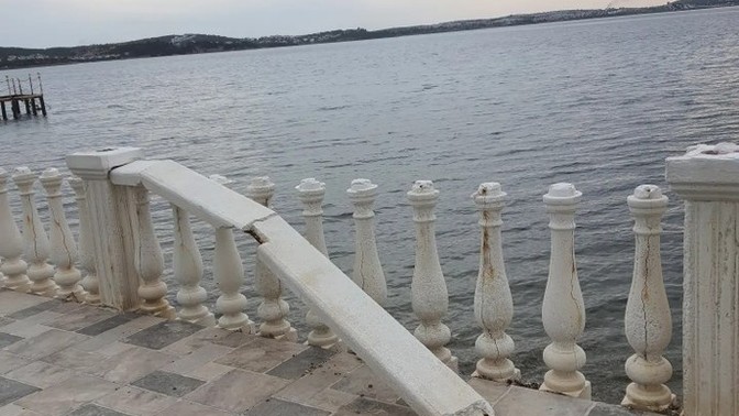 Yaşadığınız yerde bakımsız diyebileceğiniz yerler var mı?