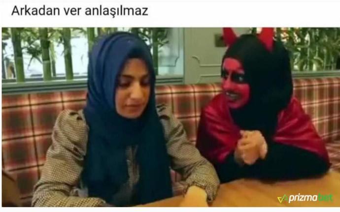 Kapalı kızlar sevgilisiyle yakınlaşıyor mu?