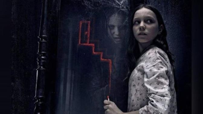 Korku filmlerindeki Jump scare sahnelerinden korkar mısınız?