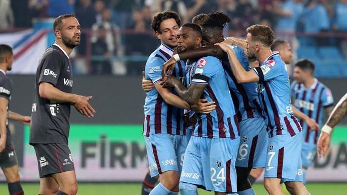 Ziraat Türkiye kupası yarı final ilk maçında Trabzonspor - Karagümrükü 3-2 yendi! Maçı nasıl buldunuz?