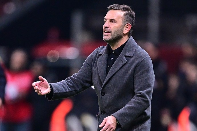 Teknik direktör olarak Fatih Terimmi daha başarılı Okan Buruk mu ?
