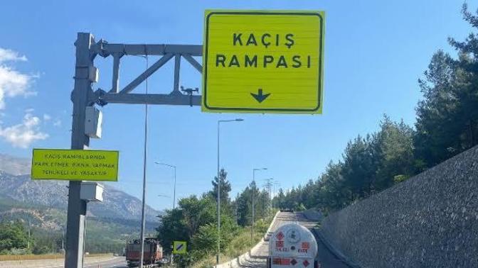 Her şeyden, herkesten kaçmak istediğinde ne yapıyorsun?
