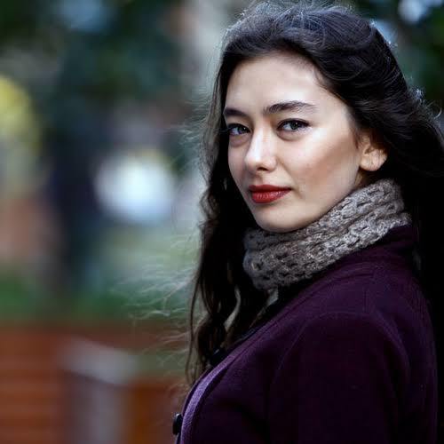 Neslihan Atagül mü daha güzel Fahriye Evcen mi sizce?