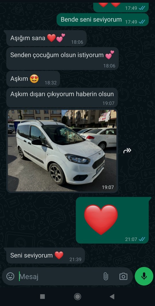 2 aydır konuştuğum kişi bu şekilde davranıyor bugün bilerek fazla mesaj atamadım durum ortada sizce benden soğumuş mu?