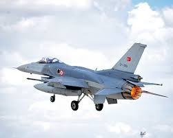 F-16 savaş uçaklarının seslerini sever misiniz?