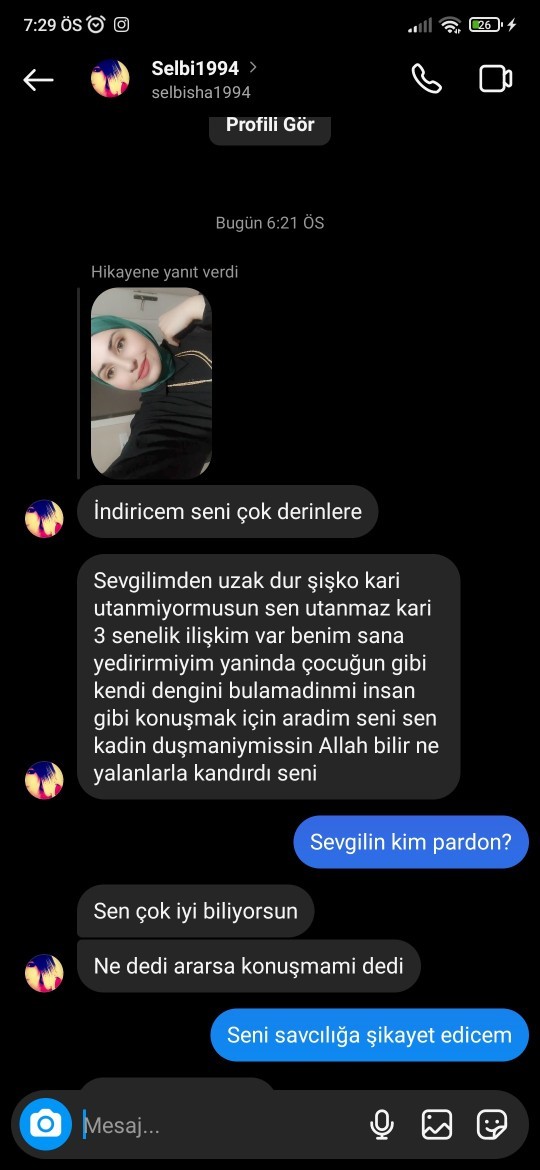 Birisiyle konuşuyordum evli olduğunu bilmiyordum hiç anlamadım adam evli metresi bana yazıyor suçlu benmiyim?