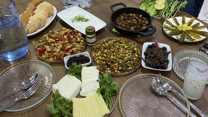 Kendinize masa hazırlamayı sever misiniz?