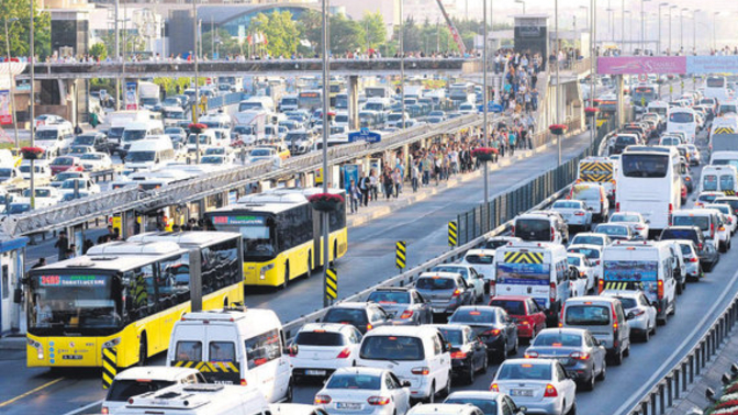 Trafikte en çok hangi şehirlerin plakası dikkatinizi çekiyor?