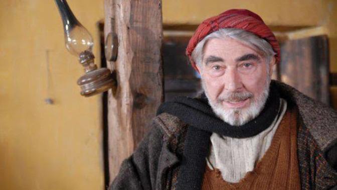 Erdal Özyağcılar'ın oynadığı dizilerin hangisi aklınızda kalmıştır?