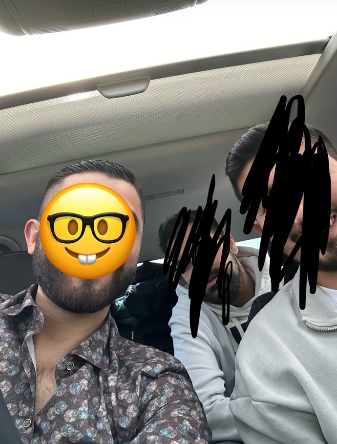 Arkadaşım giyim tarzından şikayet edip asla vazgeçemiyor?